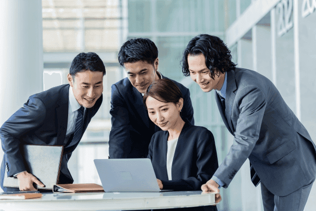 190_corporate_02.jpg